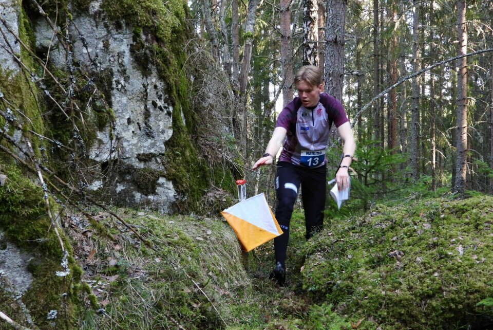 Even Lien på vei til seier i H17-20 i årets andre løp i Nammo-cupen i Stange. (Foto: Stein Arne Negård) Even Lien på vei til seier i H17-20 i årets andre løp i Nammo-cupen i Stange. (Foto: Stein Arne Negård)