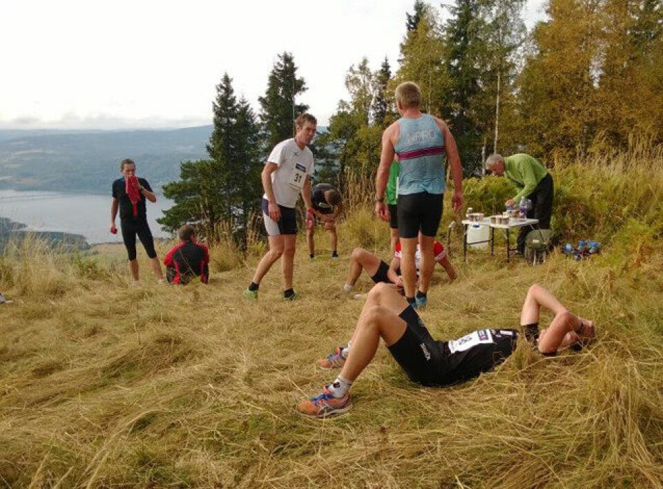 Rekordraskt i Lundehøgda opp Slitne_loepere.jpg
