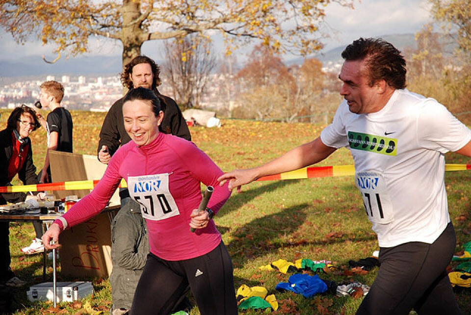 Løp tilbake på Ekebergsletta Siri_veksler_med_Heming_DSC_0082