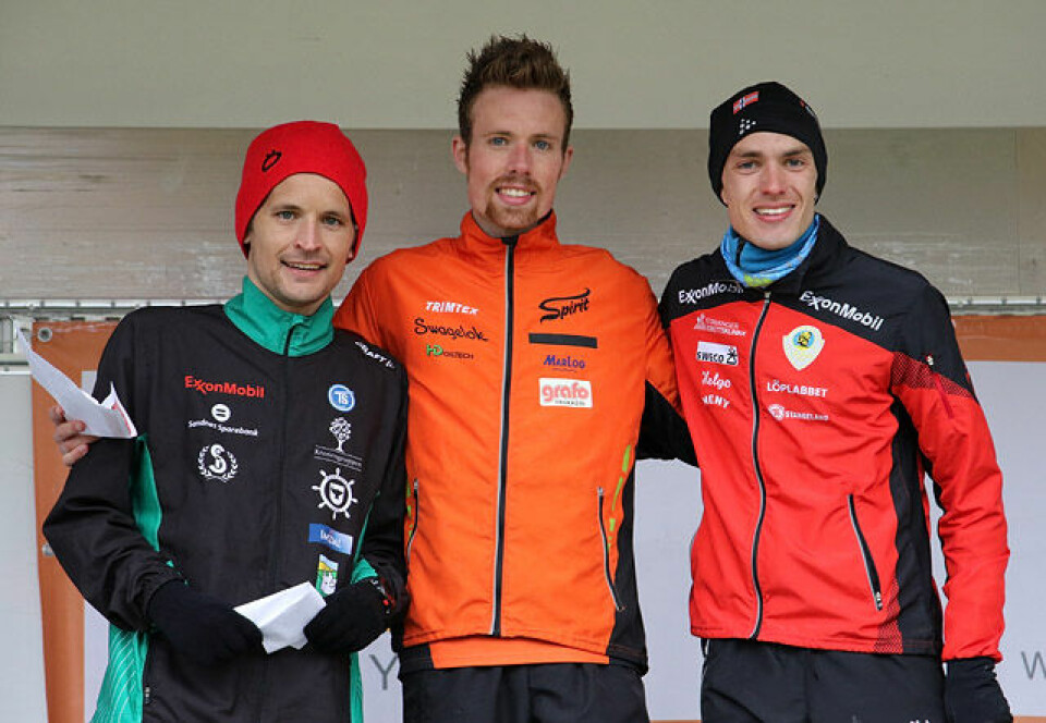 Ørjan Grønnevig (midten) tok en klar seier foran Bjørn Ustad Kristensen (til venstre) og Lars Erik Malde. (Foto: Runar Gilberg) Ørjan Grønnevig (midten) tok en klar seier foran Bjørn Ustad Kristensen (til venstre) og Lars Erik Malde. (Foto: Runar Gilberg)
