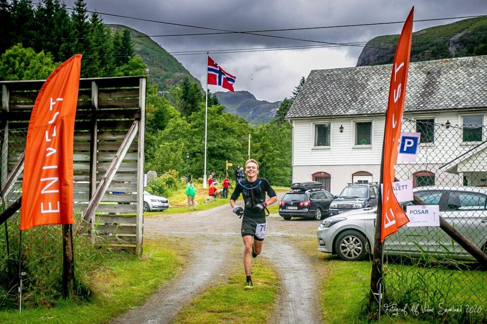 Ultraløpsdebutanter fra Bergen Løpeklubb seiret i vakre, ville, våte Sunnfjord Ultra Lars_Øvrebø.jpg