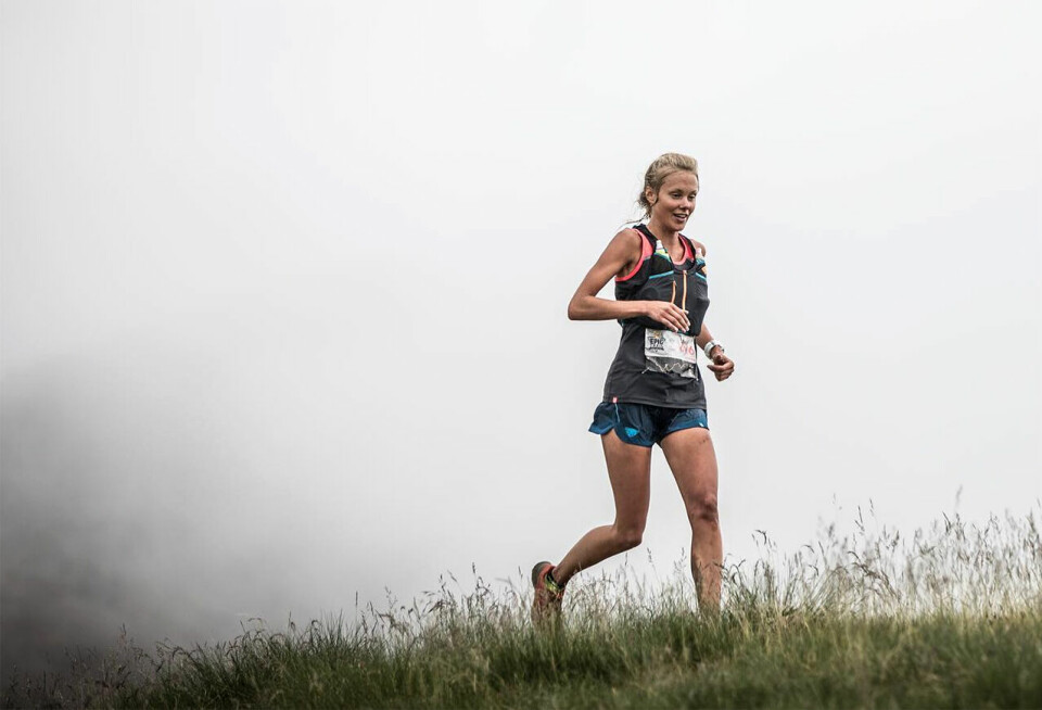 Svenske Johanna Åström, som bor i Åndalsnes, løp inn til andreplass på 42 kilometeren som inngikk i Skyrunning World Series. (Foto: Alexis_Berg / MRSWS) Svenske Johanna Åström, som bor i Åndalsnes, løp inn til andreplass på 42 kilometeren som inngikk i Skyrunning World Series. (Foto: Alexis_Berg / MRSWS)