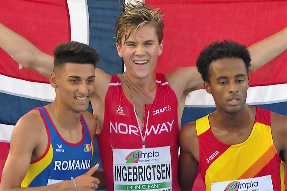 Jakob Ingebrigsten sammen med sølvmedaljør, spanske Triku Novales (til høyre), og bronsemedaljør, rumenske Dorin Andrei Rusu. Jakob Ingebrigsten sammen med sølvmedaljør, spanske Triku Novales (til høyre), og bronsemedaljør, rumenske Dorin Andrei Rusu.