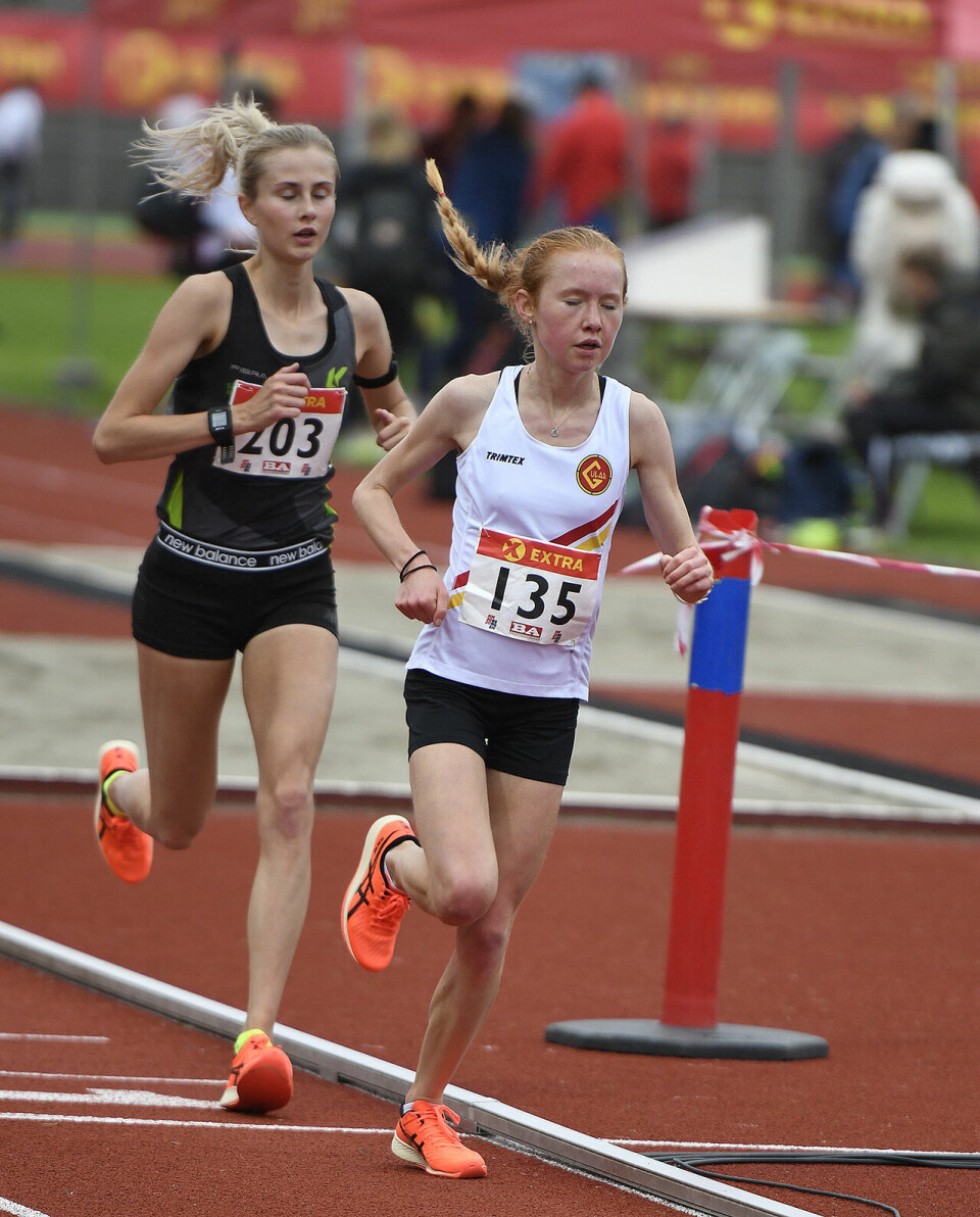 Vienna Søyland Dahle vant spennende 10000 meter henriksen-og-seiler_50D3438.jpg