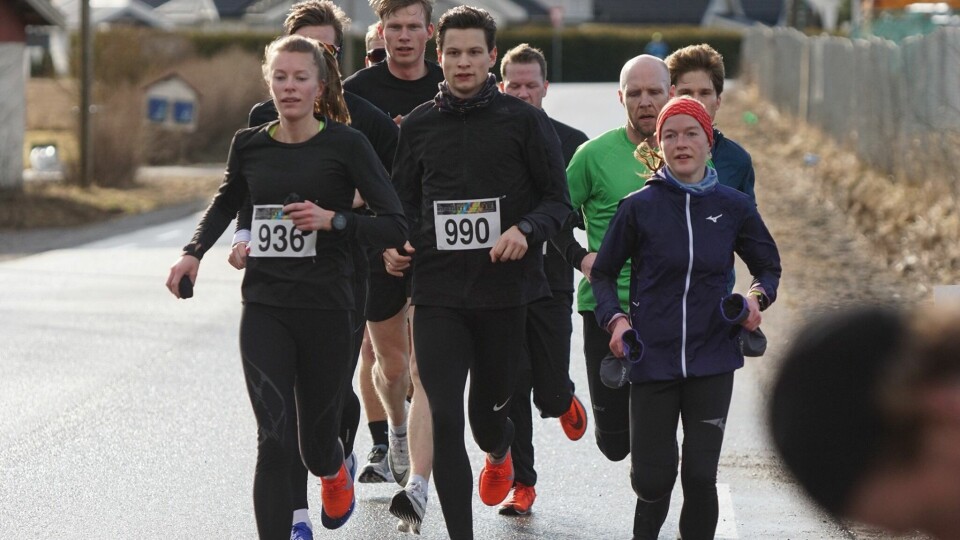 Ronny Losoa løp 5 km på 15:14 - mange gode tider i Perseløpet #2-2020 Hilde_Aders_Kathrine_Kvernmo_v2.jpg