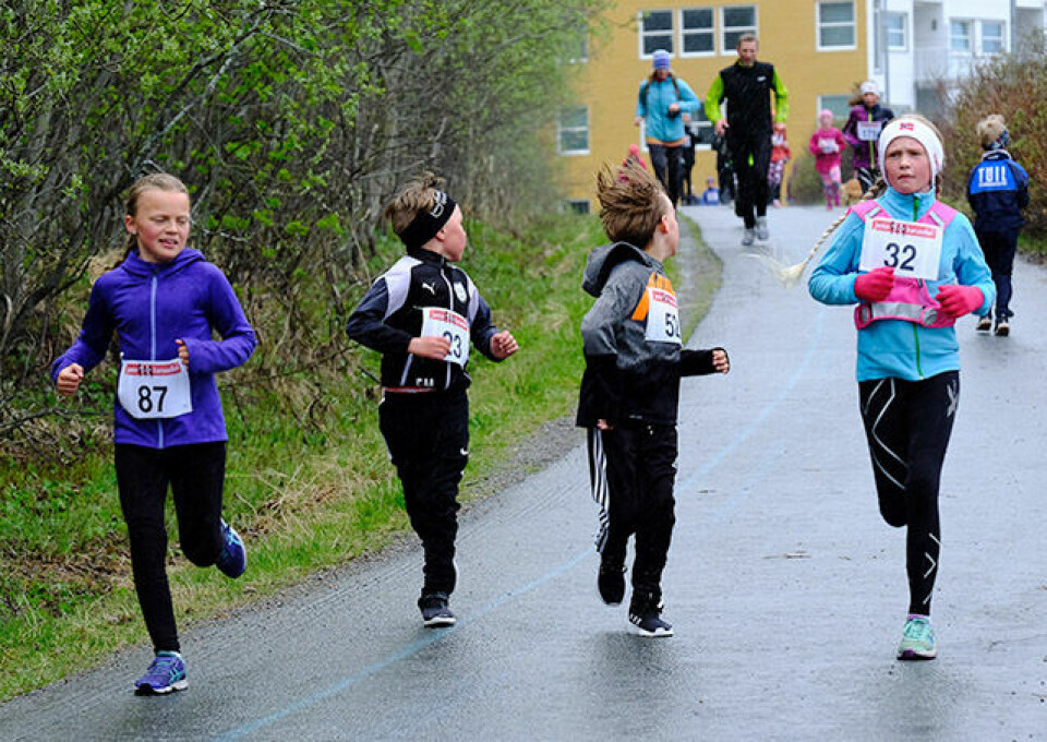 128 stilte i det første løpet i Juniorkarusellen i Tromsø Ser_seg_tilbake_2018-05-22_juniorkarusell_lp1-091_foto_Tor_Inge_Schulstad.jpg
