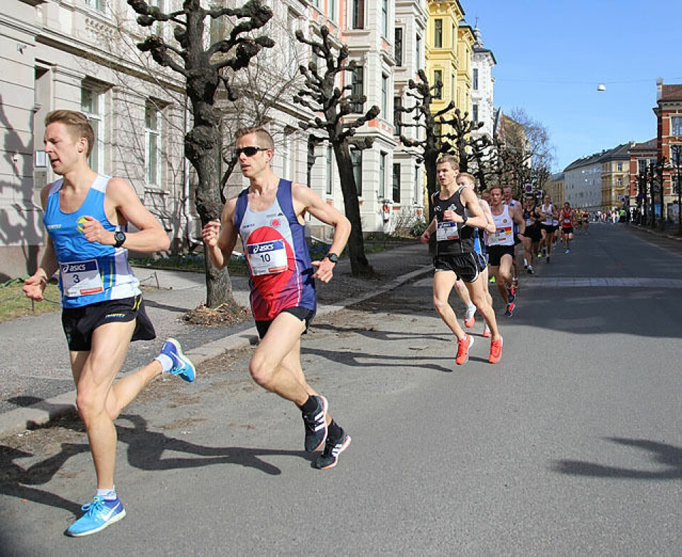 Sentrumsløpet 2018: Familien Haugens store dag 10km_ved_1km_Trond_OE_Eide_Frode_Stenberg_IMG_3157.jpg