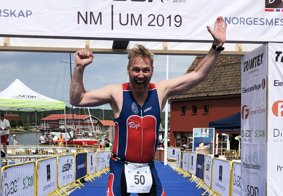 Mening midt i livet: Per Morten Hjemgård forteller om hvordan det å drive med triatlon har gitt livet og hverdagen et ekstra løft. (Foto: privat) Mening midt i livet: Per Morten Hjemgård forteller om hvordan det å drive med triatlon har gitt livet og hverdagen et ekstra løft. (Foto: privat)