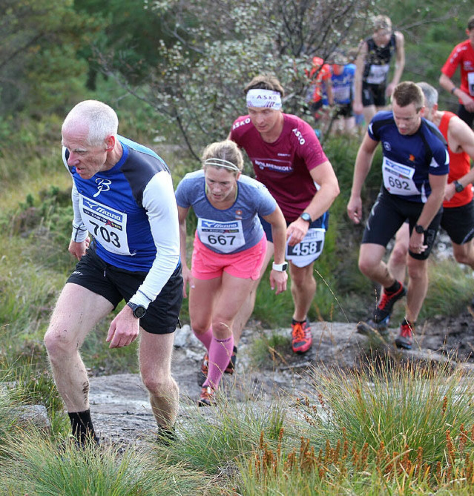 Stian Angermund-Vik suveren i ekstremt Xtrem-løp i Knarvikmila Einar_Faeroe_Bodil_Ryste_2km_A20G0671.jpg