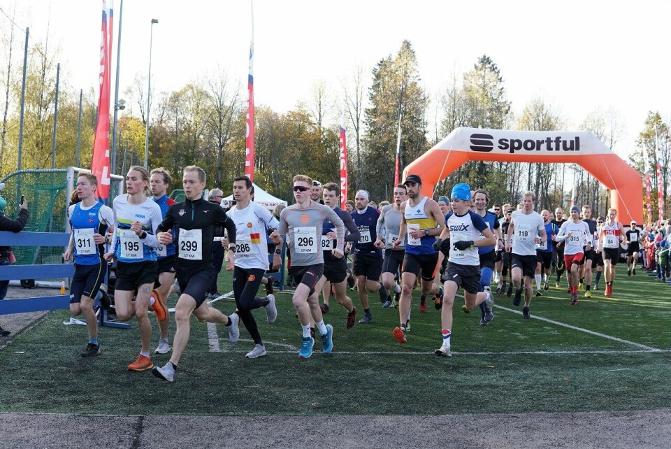 234 løpere la ut samtidig på 17 km fra Lyns klubbhus. (Foto: Lyn Ski / Andreas Skiri Refsdal) 234 løpere la ut samtidig på 17 km fra Lyns klubbhus. (Foto: Lyn Ski / Andreas Skiri Refsdal)