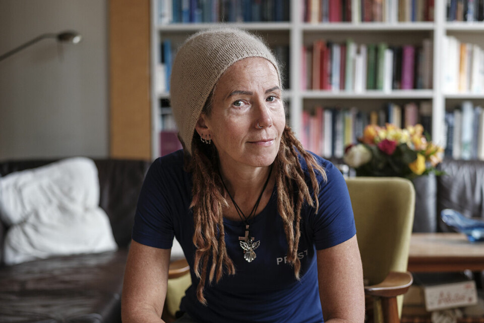 Sunniva Gylver er prest, forfatter og en engasjert samfunnsdebattant. 55-åringen har også leda livssynsprogram på både TV2 og NRK. (Foto: Erlend Berge, Vårt Land) Sunniva Gylver er prest, forfatter og en engasjert samfunnsdebattant. 55-åringen har også leda livssynsprogram på både TV2 og NRK. (Foto: Erlend Berge, Vårt Land)