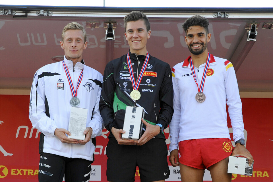 Premiepallen på 1500 meter i NM: Ferdinand Kvan Edman, Jakob Ingebrigtsen og Jacob Boutera. Premiepallen på 1500 meter i NM: Ferdinand Kvan Edman, Jakob Ingebrigtsen og Jacob Boutera.