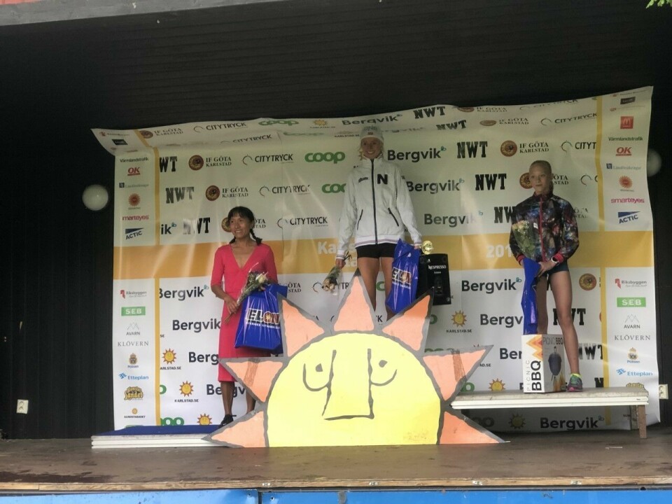 Norske seire på 5 km i Karlstad Stadslopp Pallen 5 km kvinner (1280x960).jpg