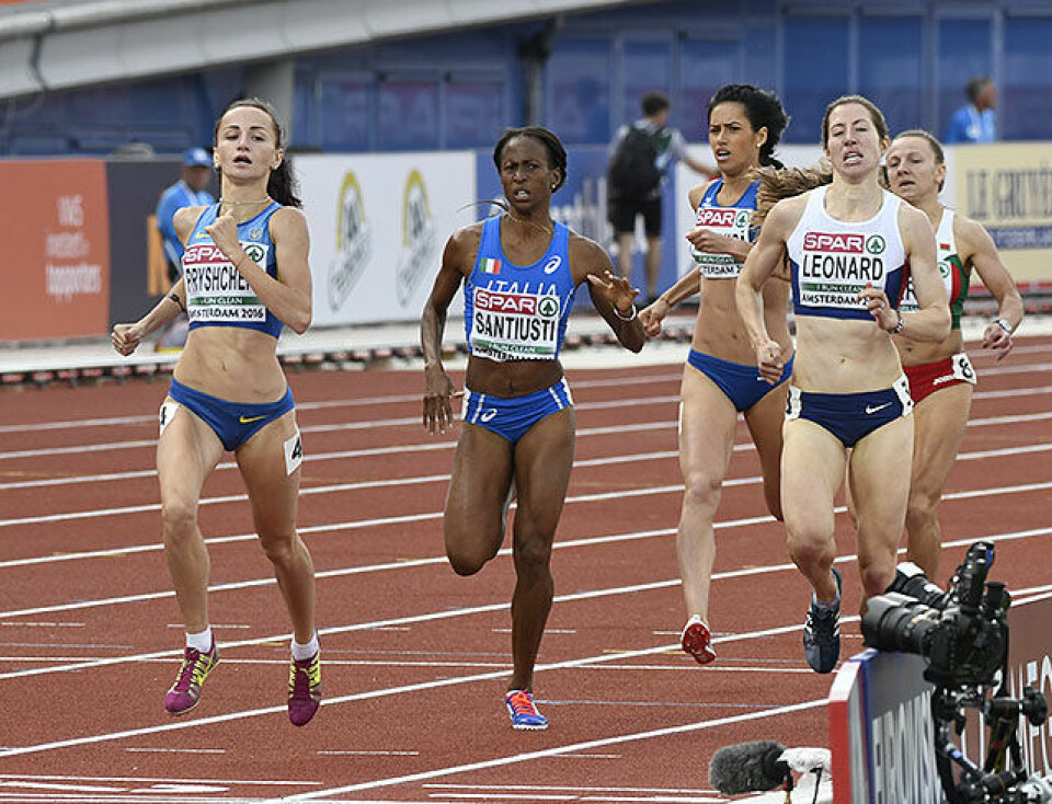 Hedda Hynne viste på nytt klasse og er finaleklar på 800 m 800-heat3-maalgang_50D0287.jpg
