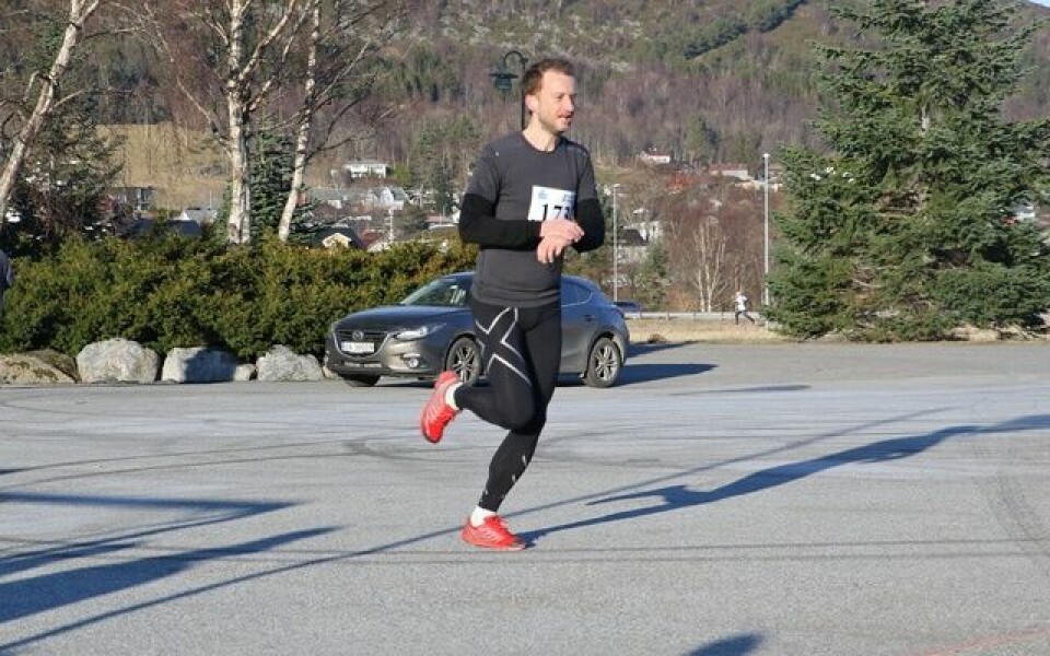 Olger Pedersen vant suverent og perset rundt Grimstadvatnet 05_Jan_Endre.jpg