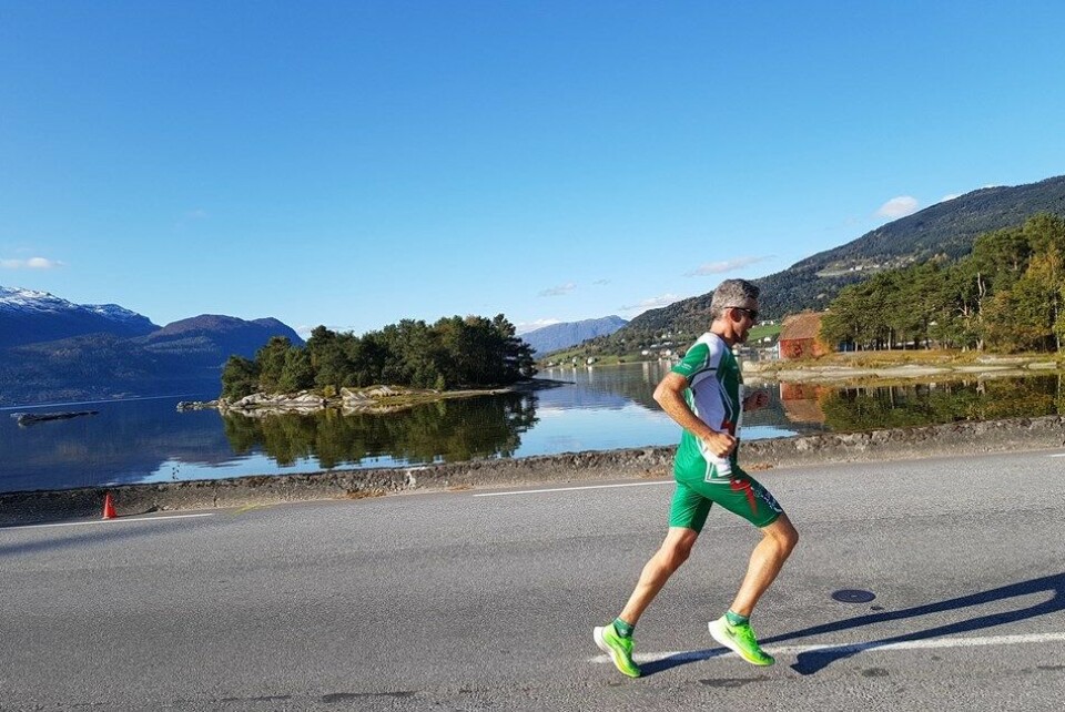 Dagens raskeste løper, Lars Ole Hageskal, i flotte omgivelser. (Foto: Svein Hjelmeset) Dagens raskeste løper, Lars Ole Hageskal, i flotte omgivelser. (Foto: Svein Hjelmeset)