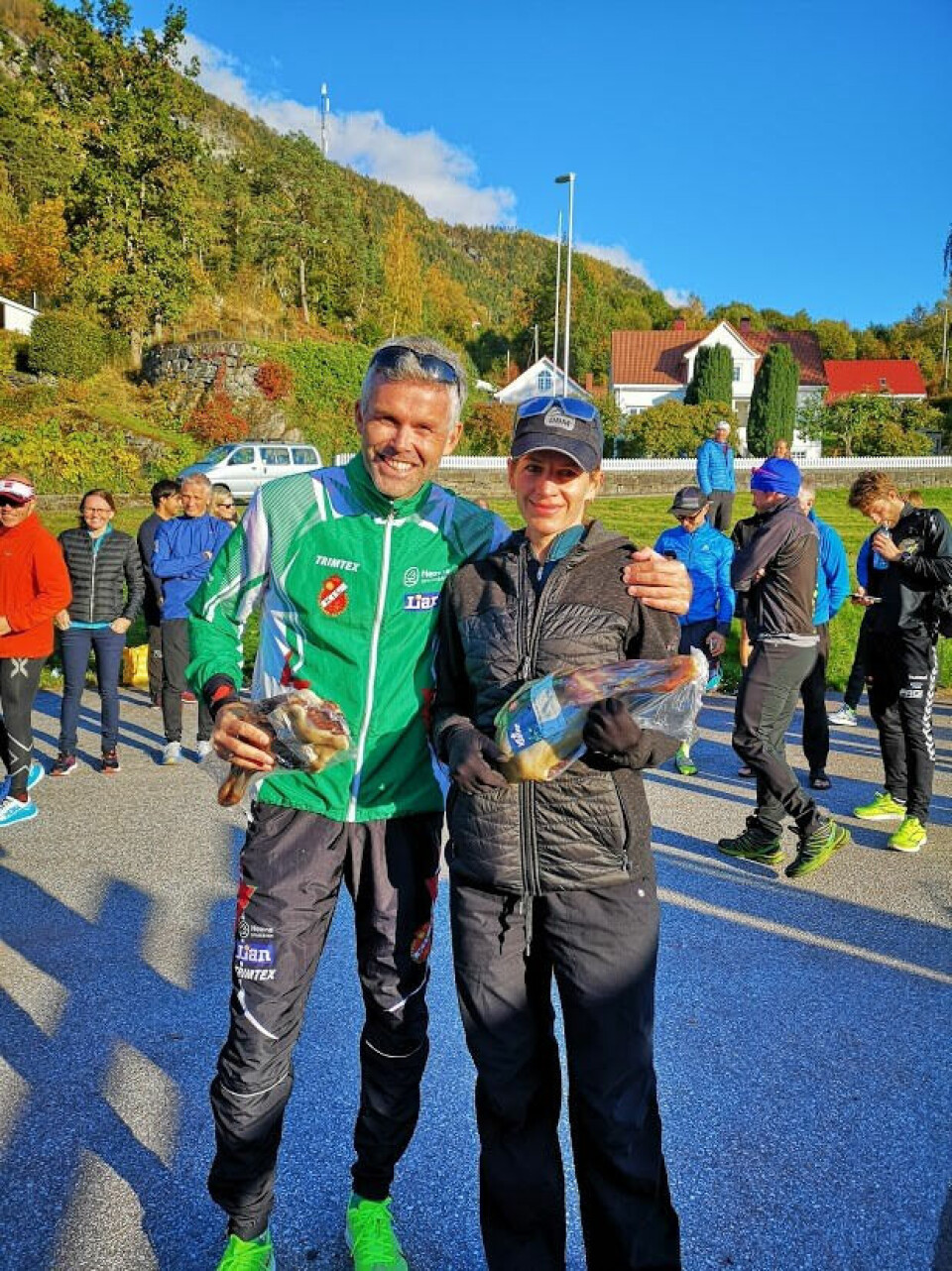 Jodi Brautaset og Lars Ole Hageskal vann Gloppen halvmaraton LarsOleogJodi.png