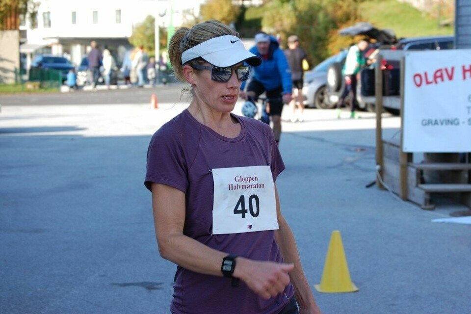 Jodi Brautaset og Lars Ole Hageskal vann Gloppen halvmaraton Jodi_Brautaset_foto-jan-petter-venøy.jpg