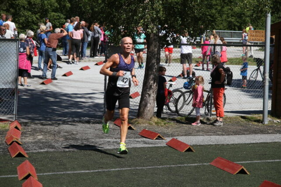 368 løpere i konkurranseklassene i Jølster Maraton Maraton_Bjørn_Fretland