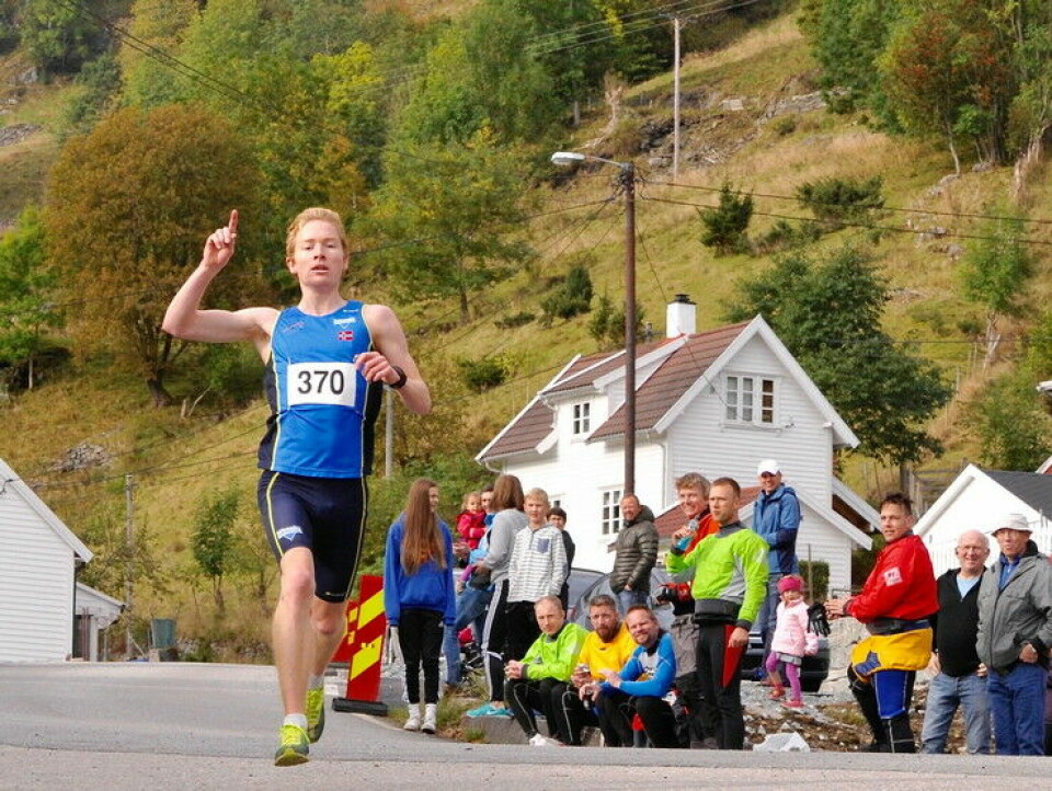 Halfdan-Emil Færø og Eli-Anne Dvergsdal vant Bjarte Viks eliteløp _DSC0916.jpg