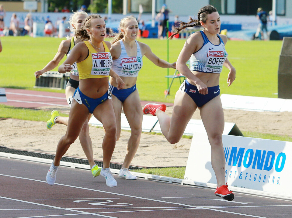 U23-EM: Solveig Vråle hang med på sterk åpning på 800 m Heat2_maalgang_AZ3T5751.jpg