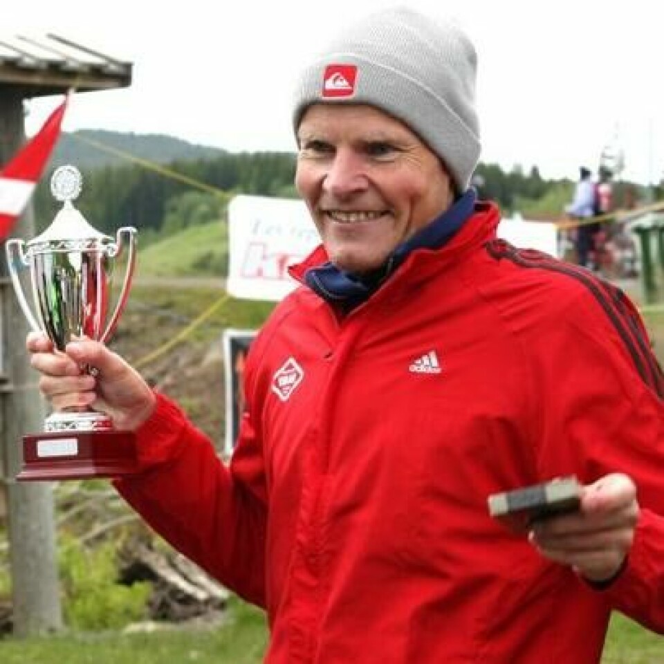 Gilberg foran Berge i Kristins Runde IMG_9415_Gilberg_med_pokal_cropped_404x404