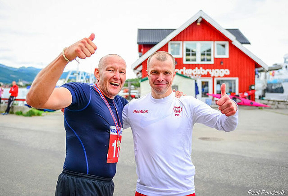 Damien Smelter og Btaiej Stankiewicz vant henholdsvis Maraton og halvmaraton i Stokmarknes i den 29.utgaven av Hadsel Maraton. Foto: Paal Fondevik Damien Smelter og Btaiej Stankiewicz vant henholdsvis Maraton og halvmaraton i Stokmarknes i den 29.utgaven av Hadsel Maraton. Foto: Paal Fondevik