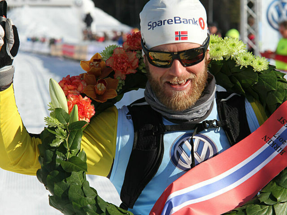 Flere påmeldt til Birkebeinerrennet i år enn i fjor Med seierskransen: Martin Johnsrud Sundby ble nr. 2 for to år siden. Med spesialtrening på staking ble det seier denne gangen.