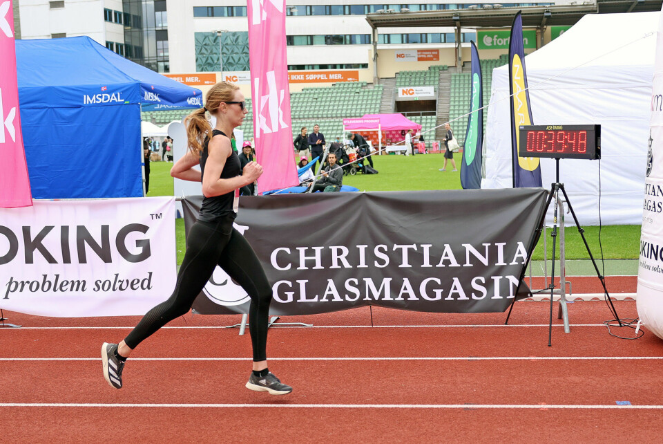 Sofie Kjos Bergum og Anette Killerud Ødegård vant KK-mila 10-km-1plass.jpg