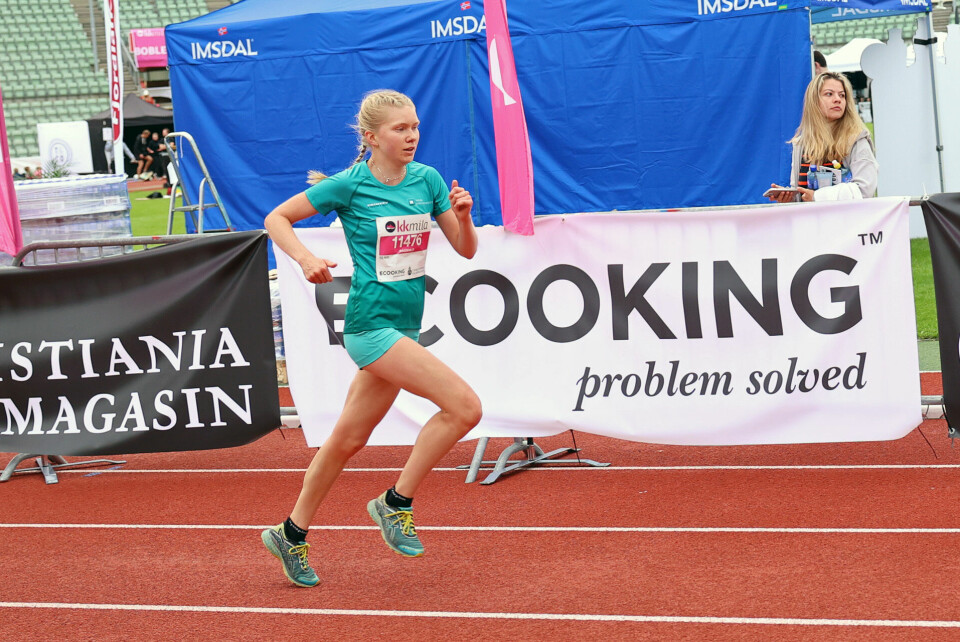 Sofie Kjos Bergum og Anette Killerud Ødegård vant KK-mila 10-km-2plass.jpg