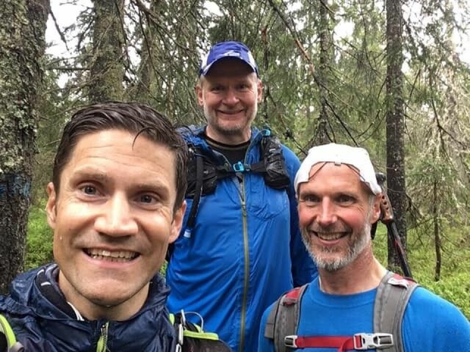 15. oktober åpner påmeldingen til Oslo Bergen Trail 2.-10. juli 2021 Samuel_Gunnar_møtte_100mileskongen_på_Oppkuven.jpg