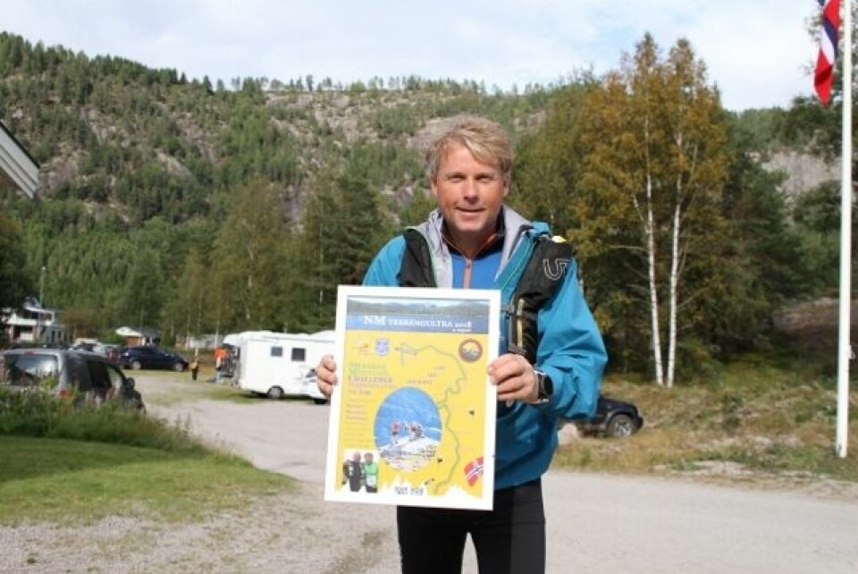 Tom Erik Halvorsen og Helen Martinsen vant TT/NM terrengultra IMG_5314_Hallgeir_promoterer_neste_NM (640x427).jpg