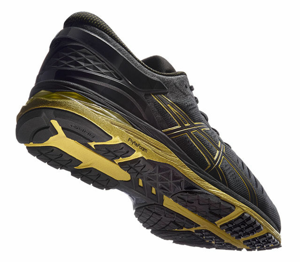Asics MetaRun - kun 60 par løpesko til salgs i Norge asics-Metarun-Product photography1383