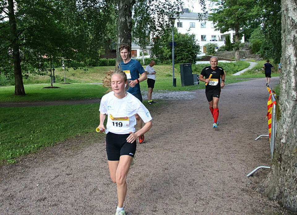 Høy stemning i Frognerparken da DHL-stafetten var tilbake Advokatfirma_DLA_Piper_Norway_vinner_kvinneklassen_IMG_8700.jpg