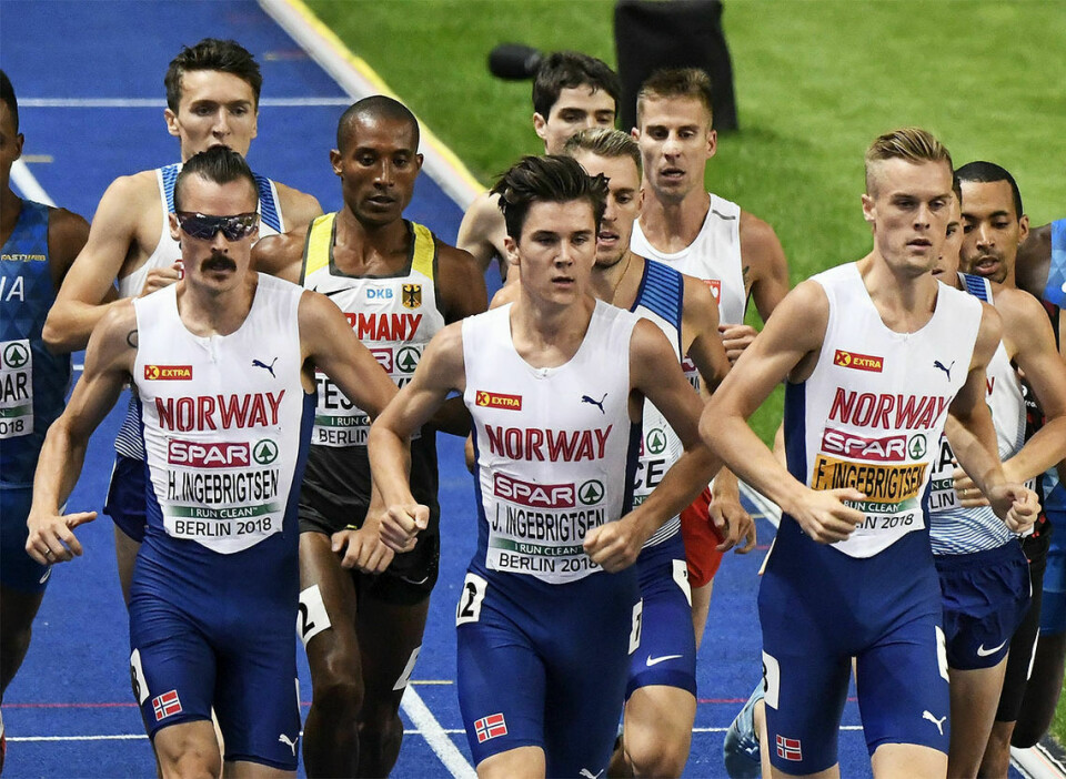 Filip og Henrik Ingebrigtsen satser videre – vil ta gull i EM terreng Henrik, Jakob og Filip Ingebrigtsen løper onsdag 1500 m innendørs i et meget sterkt felt i Düsseldorf. (Foto: Bjørn Johannessen)