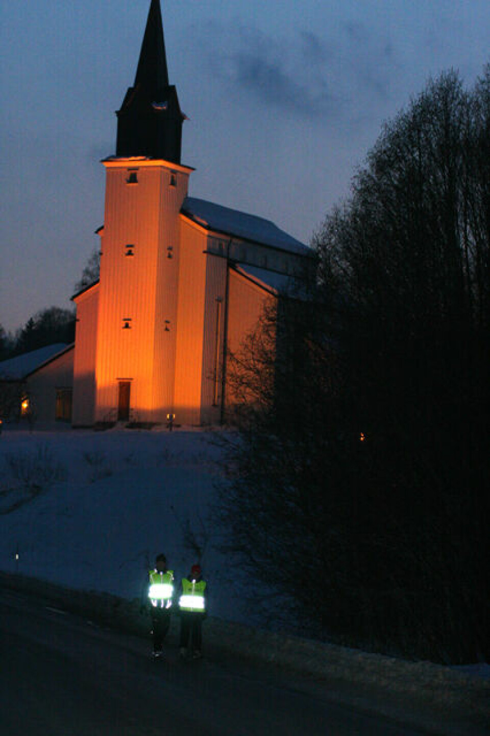 Den 32. Snøkuten i mål Veldre_kirke