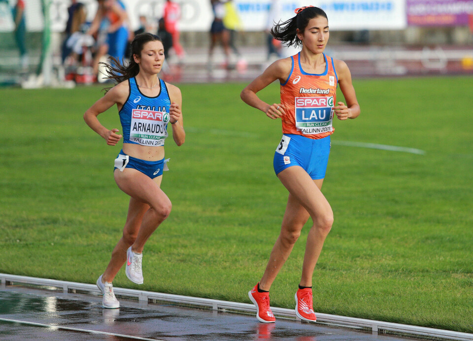 U23-EM: Norsk sølv på dag 2 og mange jenter som løp 10000 m, men ingen norske Lau_Arnudo_rykker_fra_xAZ3T6732.jpg