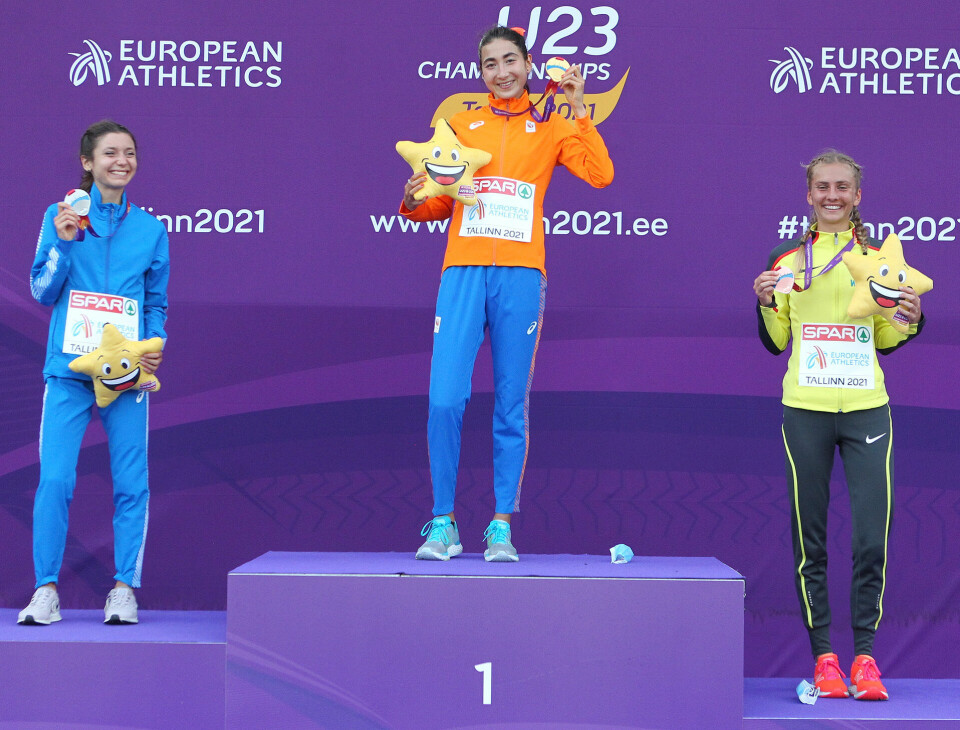 U23-EM: Norsk sølv på dag 2 og mange jenter som løp 10000 m, men ingen norske Premiepall_10000m_damer_Lau_Arnaudo_Oed_A20G2688.jpg