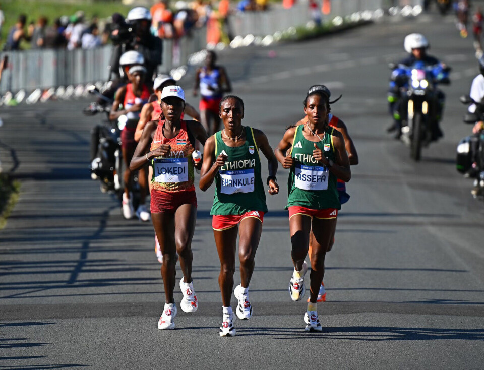 Sifan Hassan gjorde det umulige: Den tredje OL-medaljen ble et maratongull Tetgruppen-foto-WA.jpg