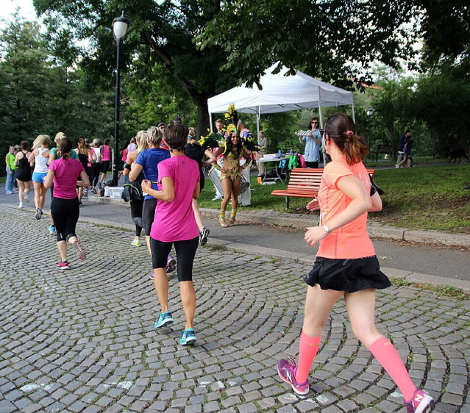KK-Mila - løpsfest i sommervarme 10km_Sambatrommer_IMG_8766.jpg