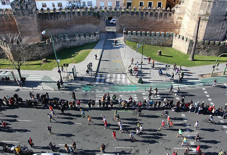 Marthe Katrine Myhre satte pers og ble nr. 3 i Sevilla Marathon Fugleperspektiv2_Macarena_A20G1284.jpg
