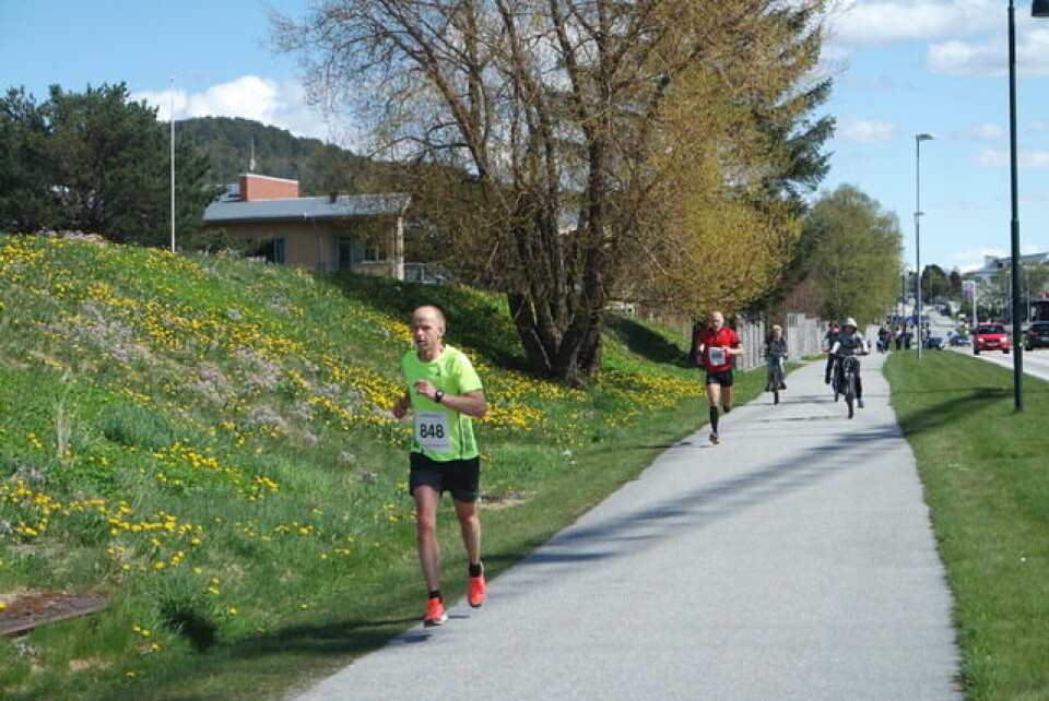 Asgeir Rognstad vant Ålesund Maraton i sin maratondebut Frode_Dahle_klassevinner_40