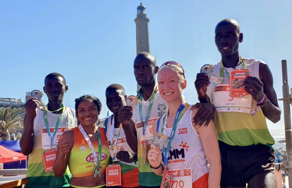 Norsk 3. og 5. plass i Maspalomas Marathon der ca. 40 fra Norge deltok Maspalomas-Marthon-vinnere.jpg