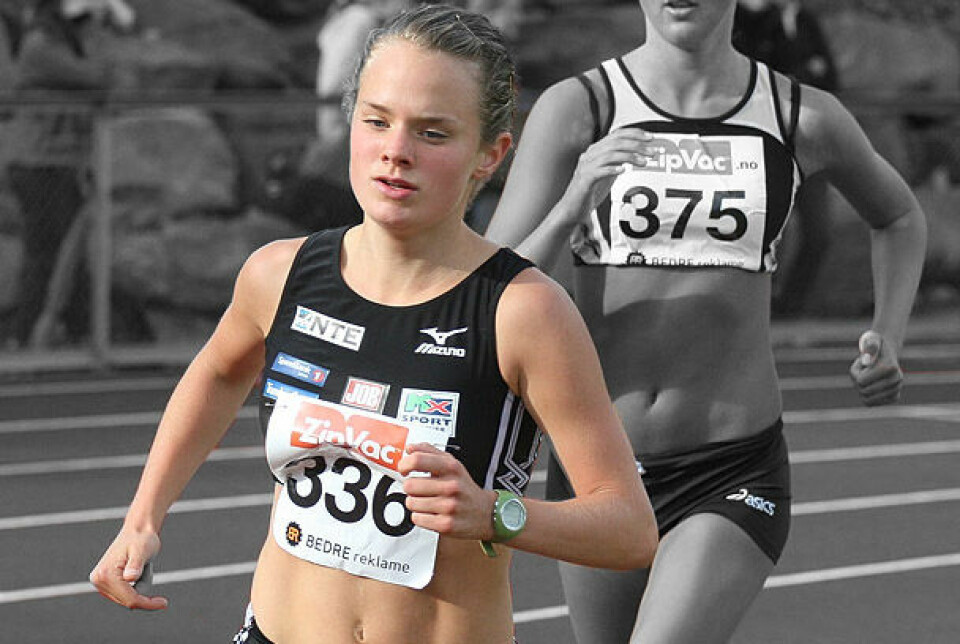 Solide perser av Vedvik, Skrove Falch og Helle i Sollentuna Runa_Skrove_Falch_junior_NM_sort_hvitt_640