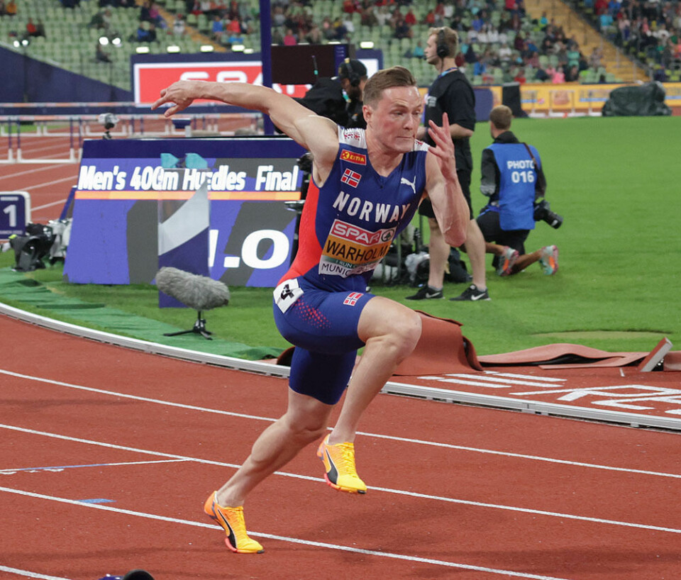 Fra første meter: Karsten Warholm var virkelig tent for å vise hva han kan og ga gass fra første meter. (Foto: Arne Dag Myking) Fra første meter: Karsten Warholm var virkelig tent for å vise hva han kan og ga gass fra første meter. (Foto: Arne Dag Myking)