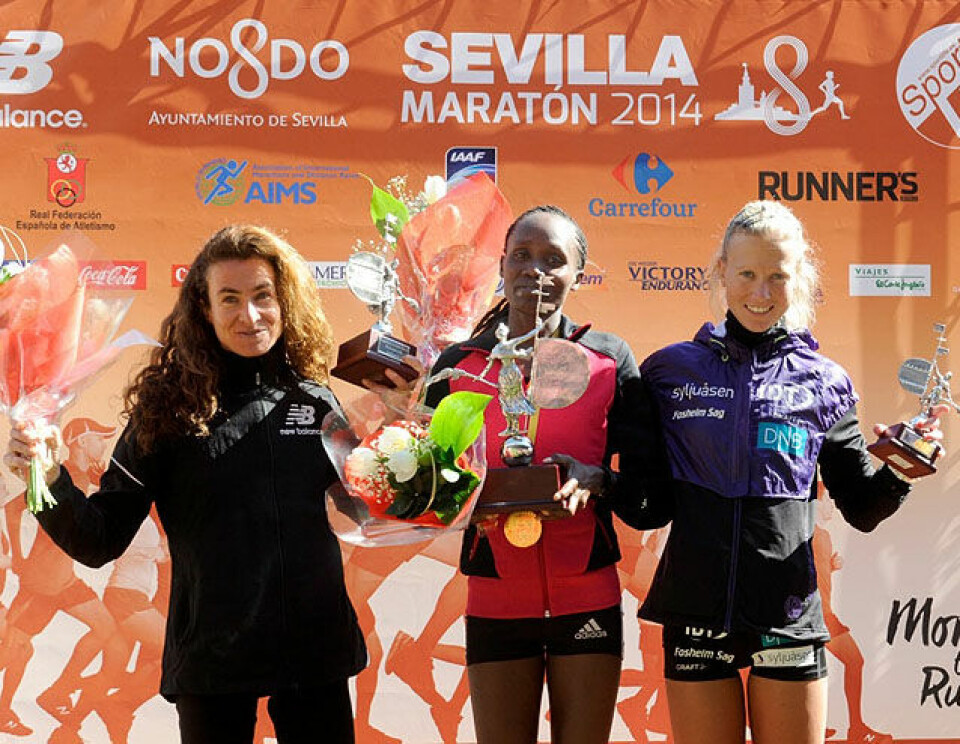 Marthe Katrine Myhre satte pers og ble nr. 3 i Sevilla Marathon Damepallen_Marthe_K_Myhre_maraton sevilla.jpg
