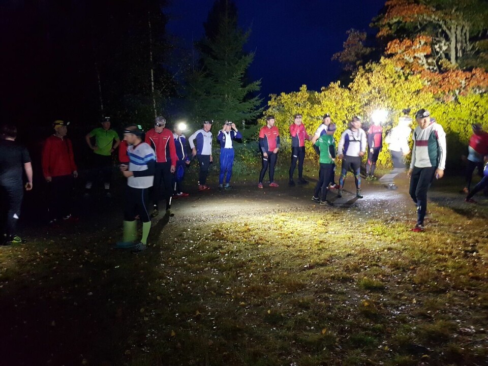 Jevne oppgjør i Nattjakta onsdag kveld Korta Natten venter på å få kart og starte.jpg
