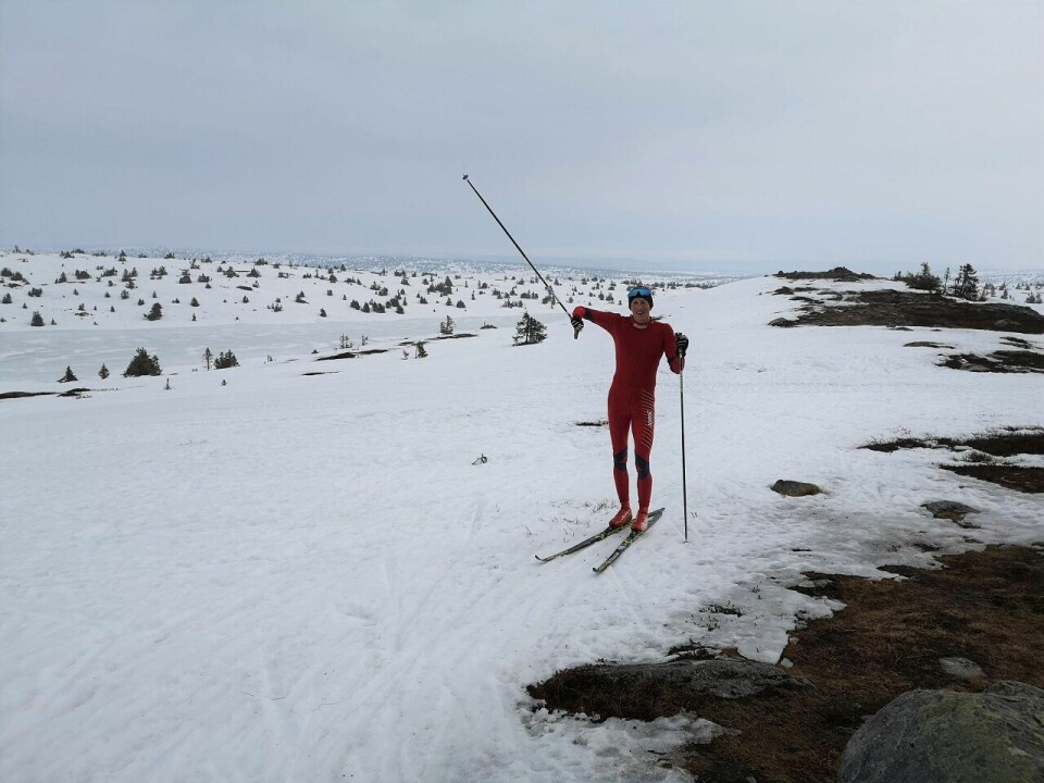 Forleng sesongen med vårlige skiturer! Even Br¢ndbo Dahl på Sjujs¢fjellet.jpg