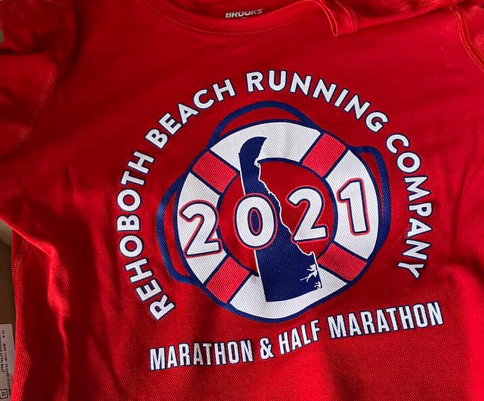Maryna Novik vant maratonløp i USA på 2.52.26 Logo_2021_paa_t-skjorte_1280.jpg