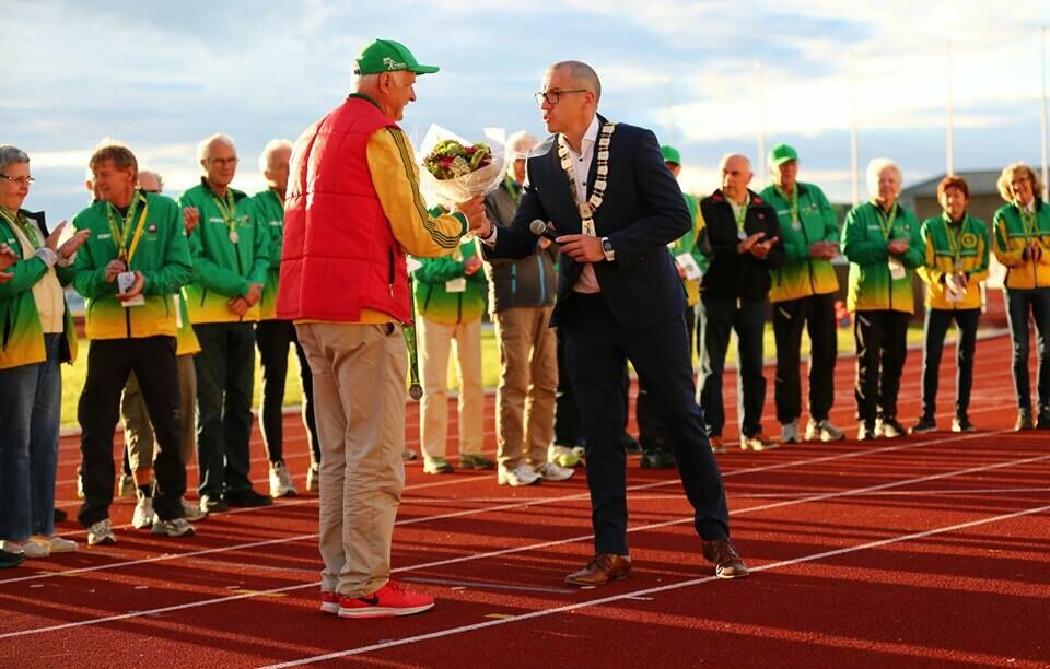 UKI-karusellens løp 4 med markering av 50-årsjubileet Nils_Kr_Wiig_Tom_Staahle.jpg